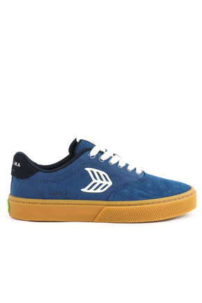 Buty Cariuma -  Naioca Pro Gum Shadow Blue Suede and Canvas Ivory Logo Navy Sneaker