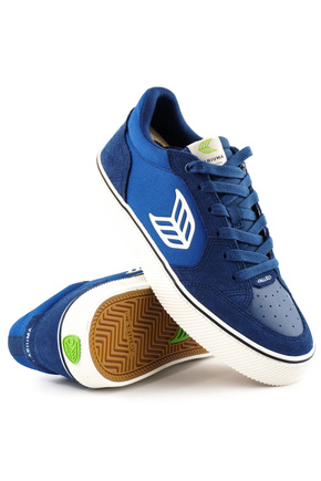 Buty Cariuma -  Vallely Pro Mystery Blue Suede and Cordura Off-White Logo Sneaker