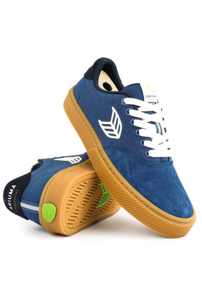 Buty Cariuma -  Naioca Pro Gum Shadow Blue Suede and Canvas Ivory Logo Navy Sneaker