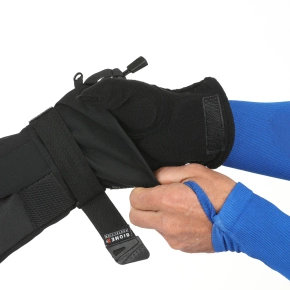 Rękawice snowboardowe Level - Fly Mitt (black)