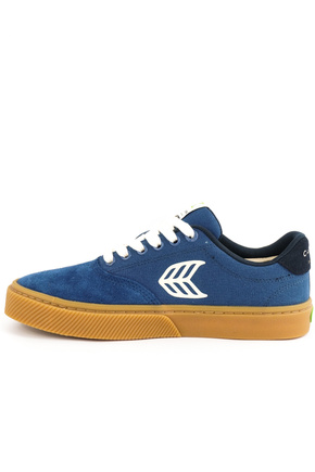 Buty Cariuma -  Naioca Pro Gum Shadow Blue Suede and Canvas Ivory Logo Navy Sneaker