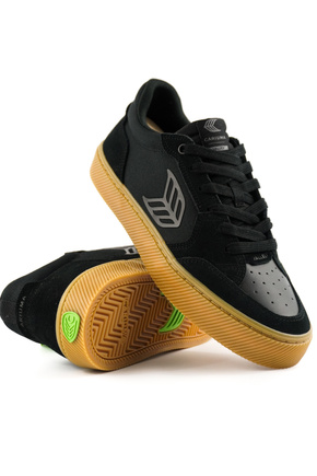 Buty Cariuma -  Vallely Pro Gum Black Suede and Cordura Ash Grey Logo Sneaker