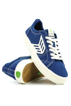 Buty Cariuma - Catiba Pro (mystery blue/contrast thread ivory logo)