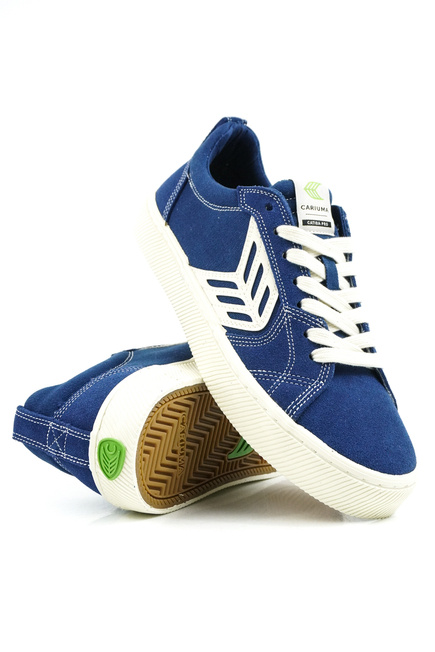 Buty Cariuma - Catiba Pro (mystery blue/contrast thread ivory logo)