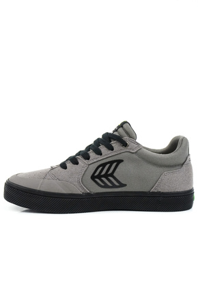 Buty Cariuma -  Vallely skate (charcoal grey/cordura black logo) 