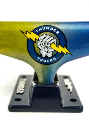 Trucki Thunder - Lights Death Grip